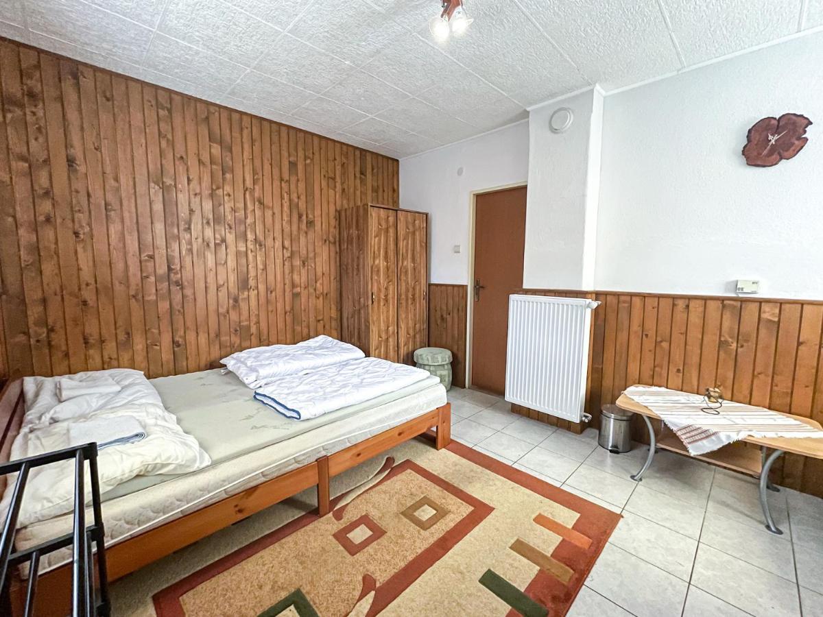 Апартаменты Privat Safi Липтовски-Микулаш Экстерьер фото
